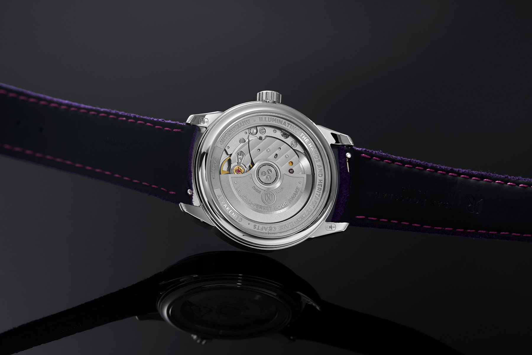 Awake Sơn Mài Guilloché Main Sunset case back and movement