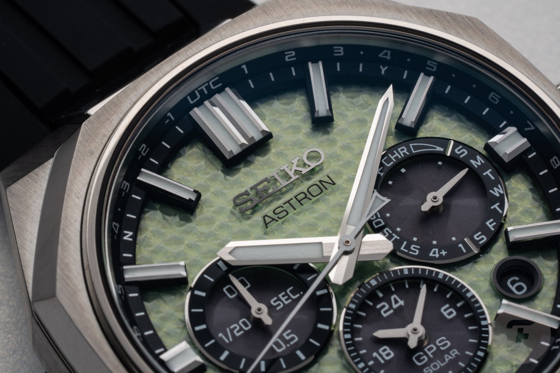 dial detail of the Seiko Astron GPS Solar Dual-Time Chronograph Crystal Green (HAB005)