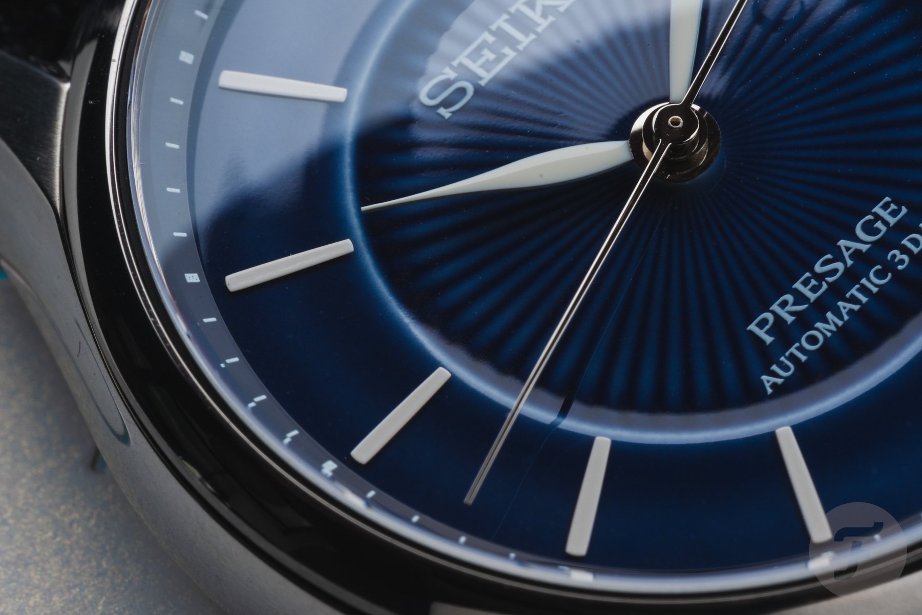 Seiko Presage Classic Series HCC007 dial macro