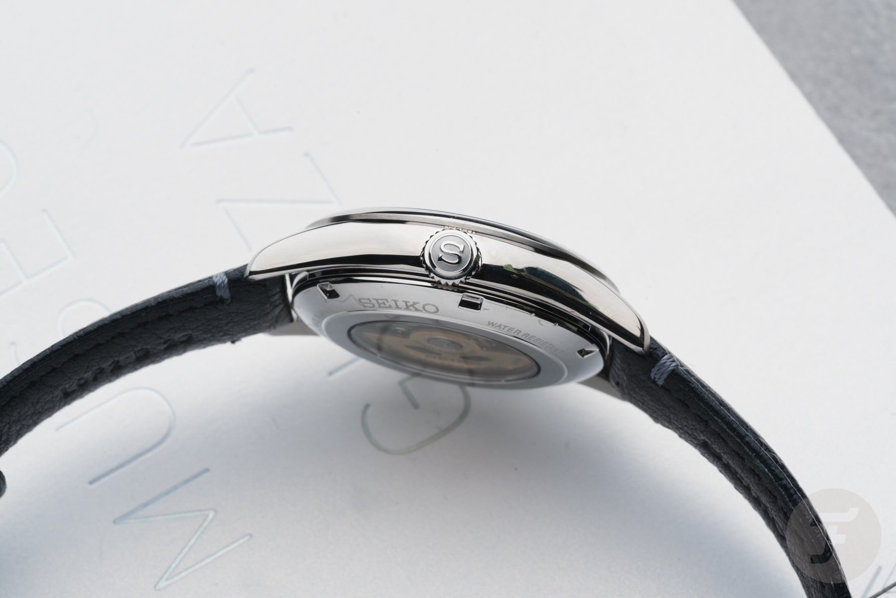 Seiko Presage Classic Series HCC007 case profile, crown side