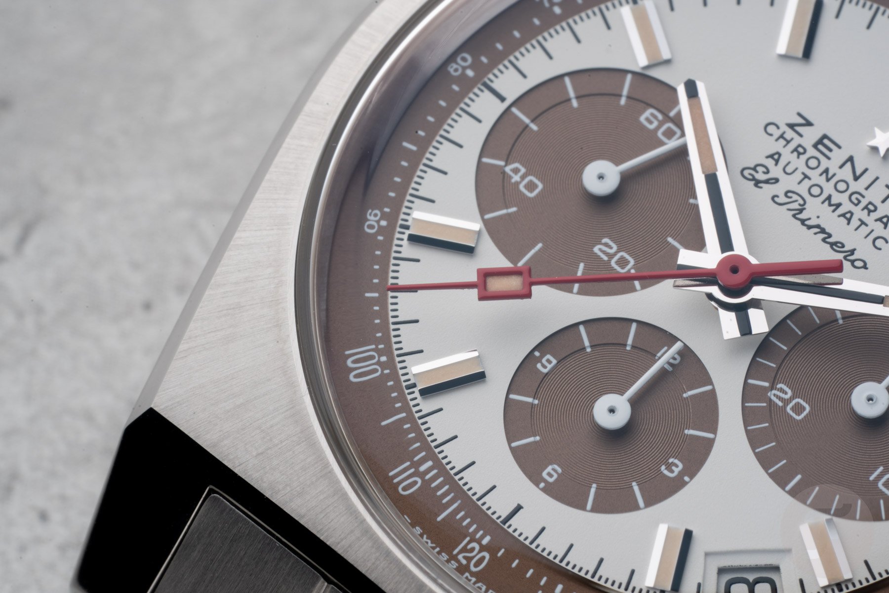 Zenith Chronomaster Revival A384 Tropical dial macro