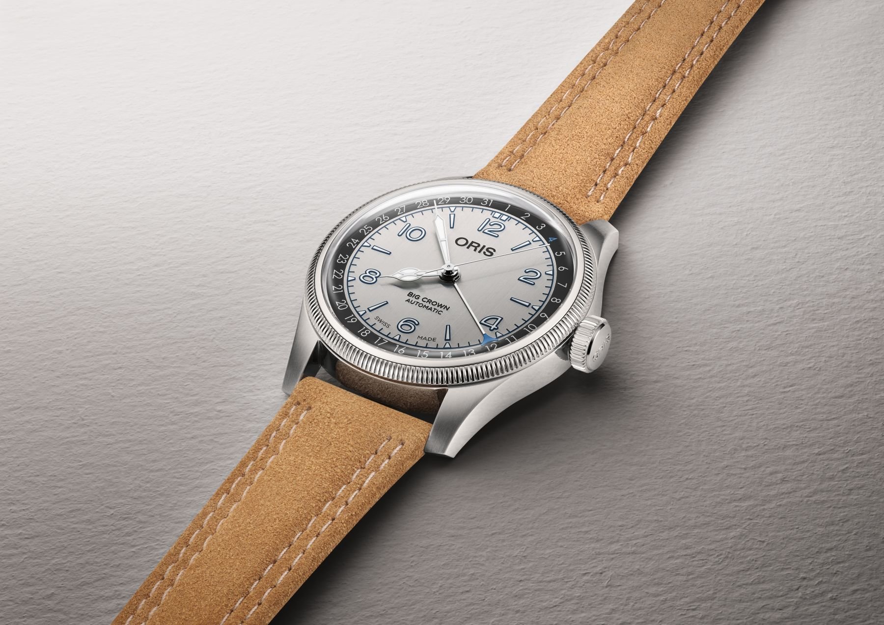 Oris Big Crown Pointer Date Lou Gehrig Limited Edition flat-lay