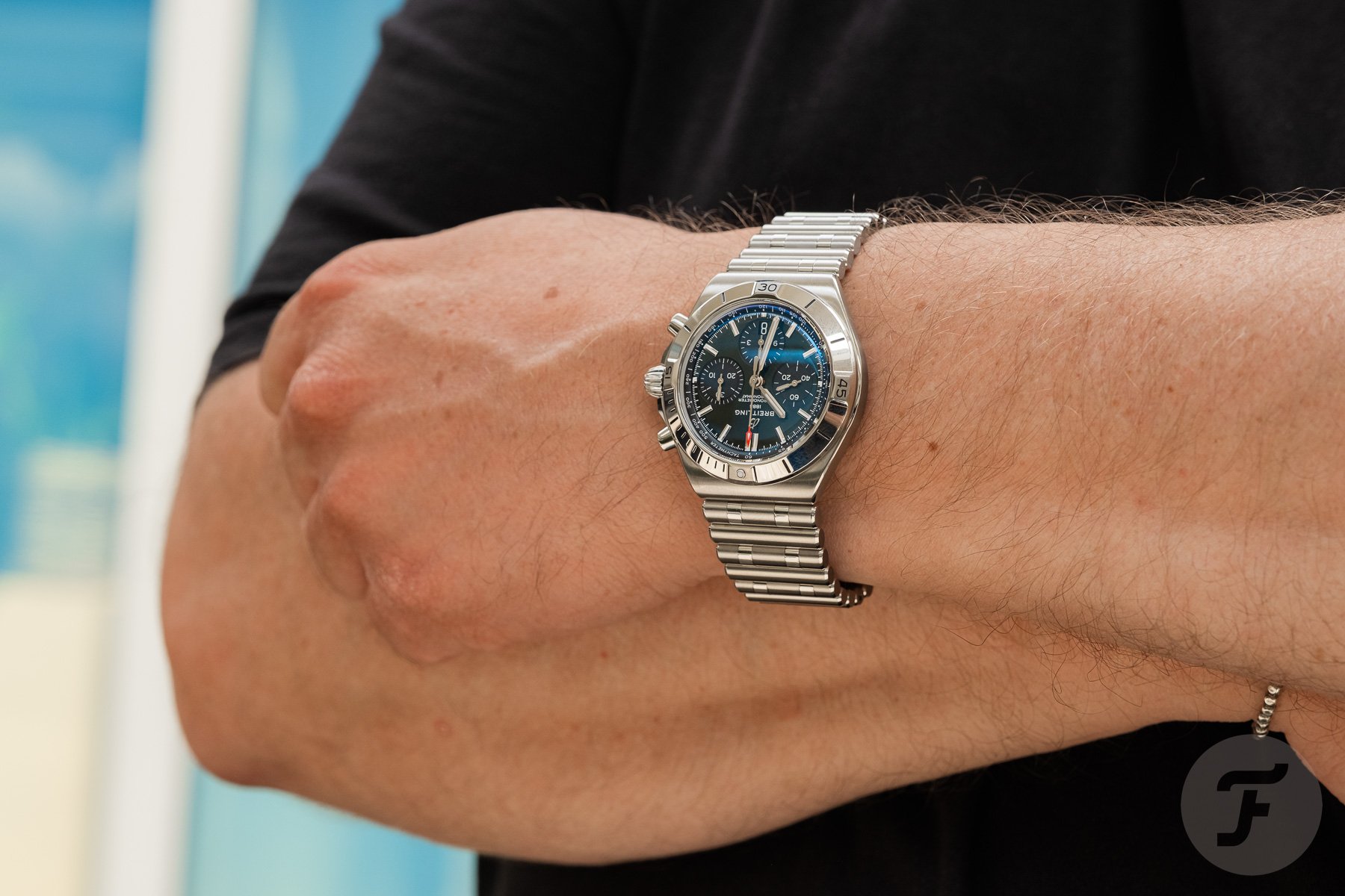 Breitling Chronomat B01 Chronograph 42 wrist shot