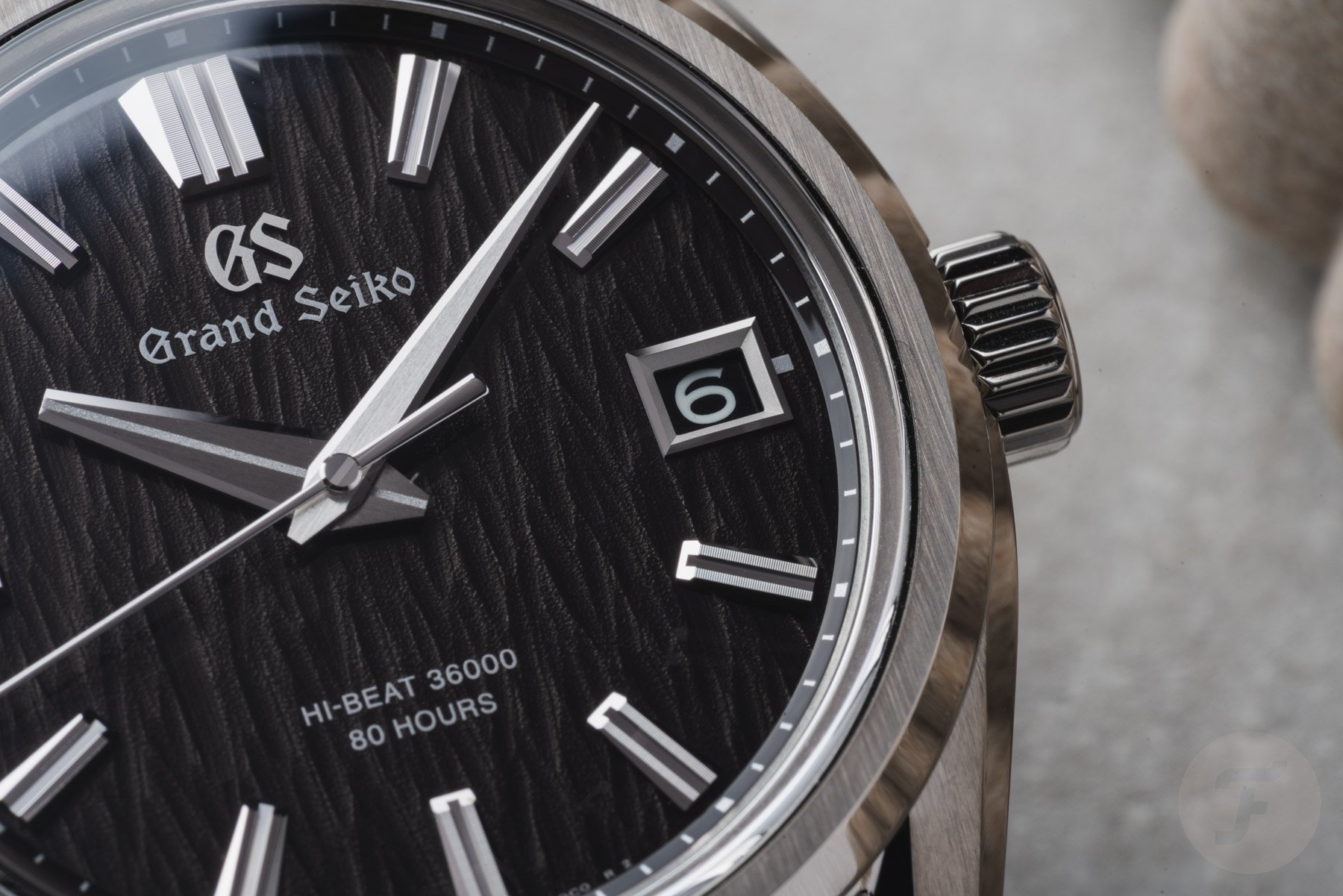 Grand Seiko Evolution 9 Hi-Beat SLGH029 dial up close, date window