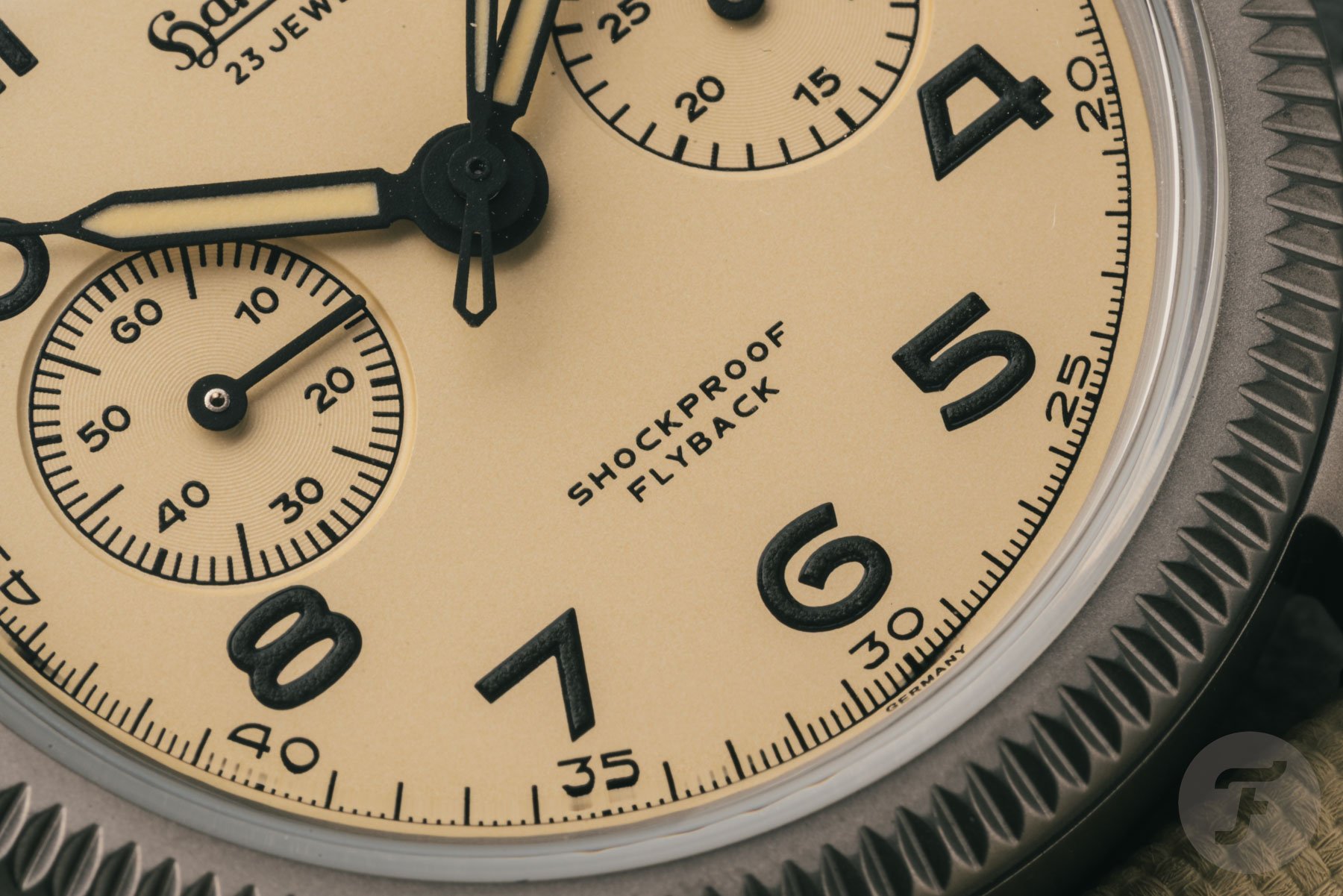 Hanhart 417 TI Desert Pilot dial detail
