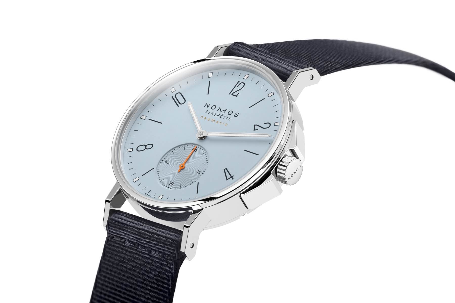 Nomos Ahoi Neomatik 36 Sky and Sand