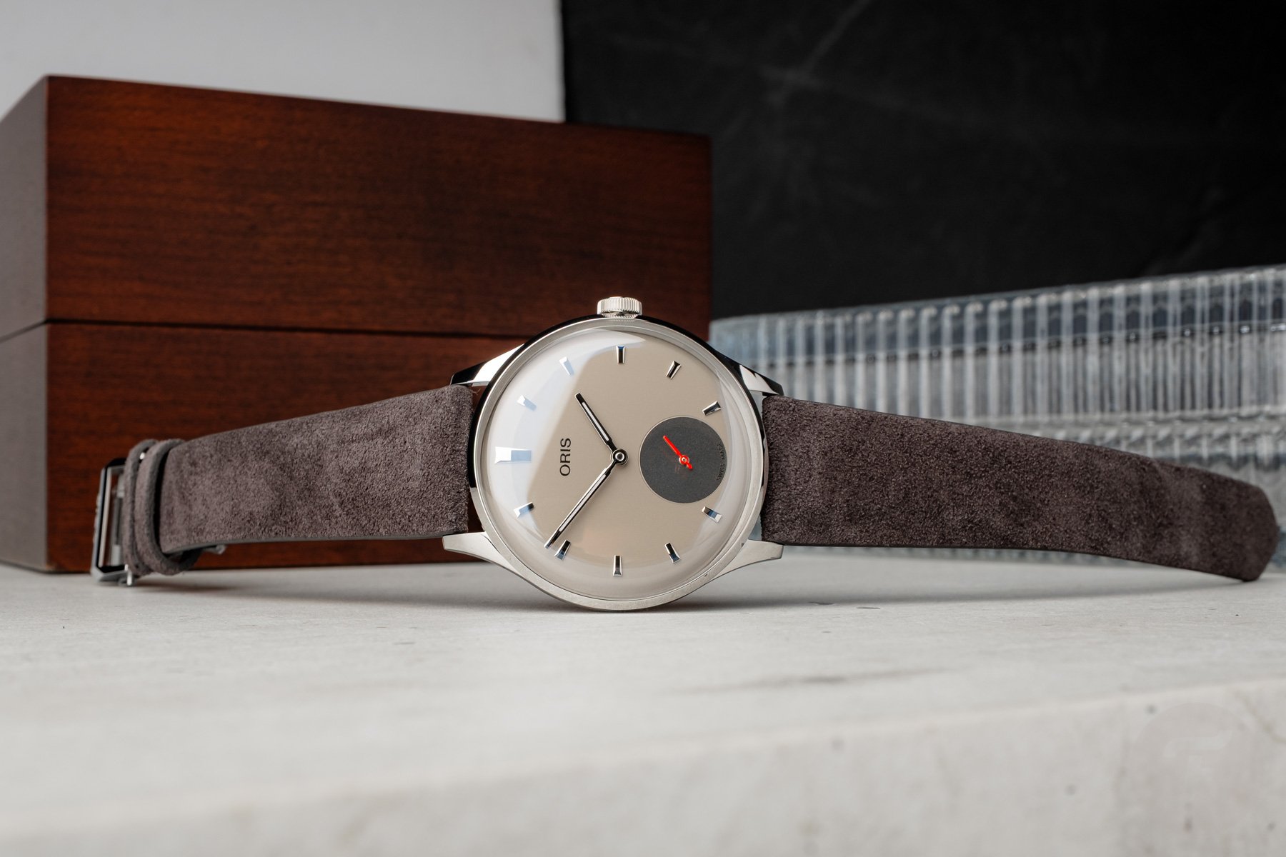 Oris Hölstein Edition 2026 on its side, crown up