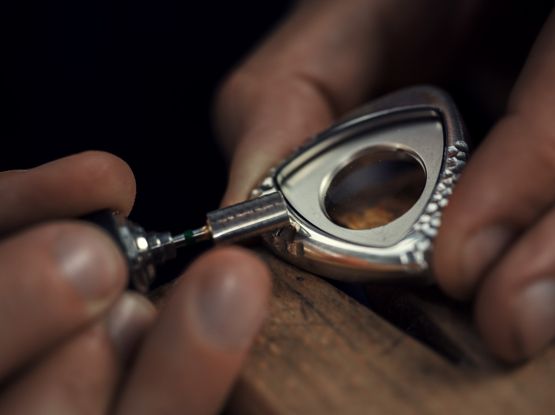 engraving the case of the Anoma A1 Prehistoric