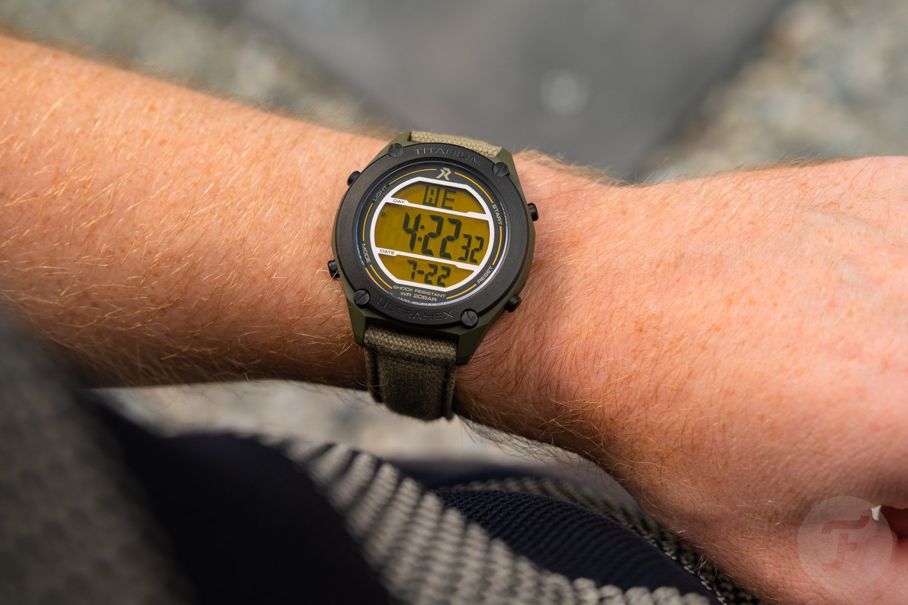 RZE UTD8000 wrist shot