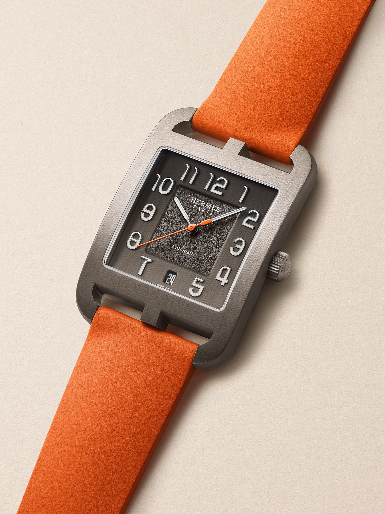Hermès Cape Cod Titanium on orange rubber strap