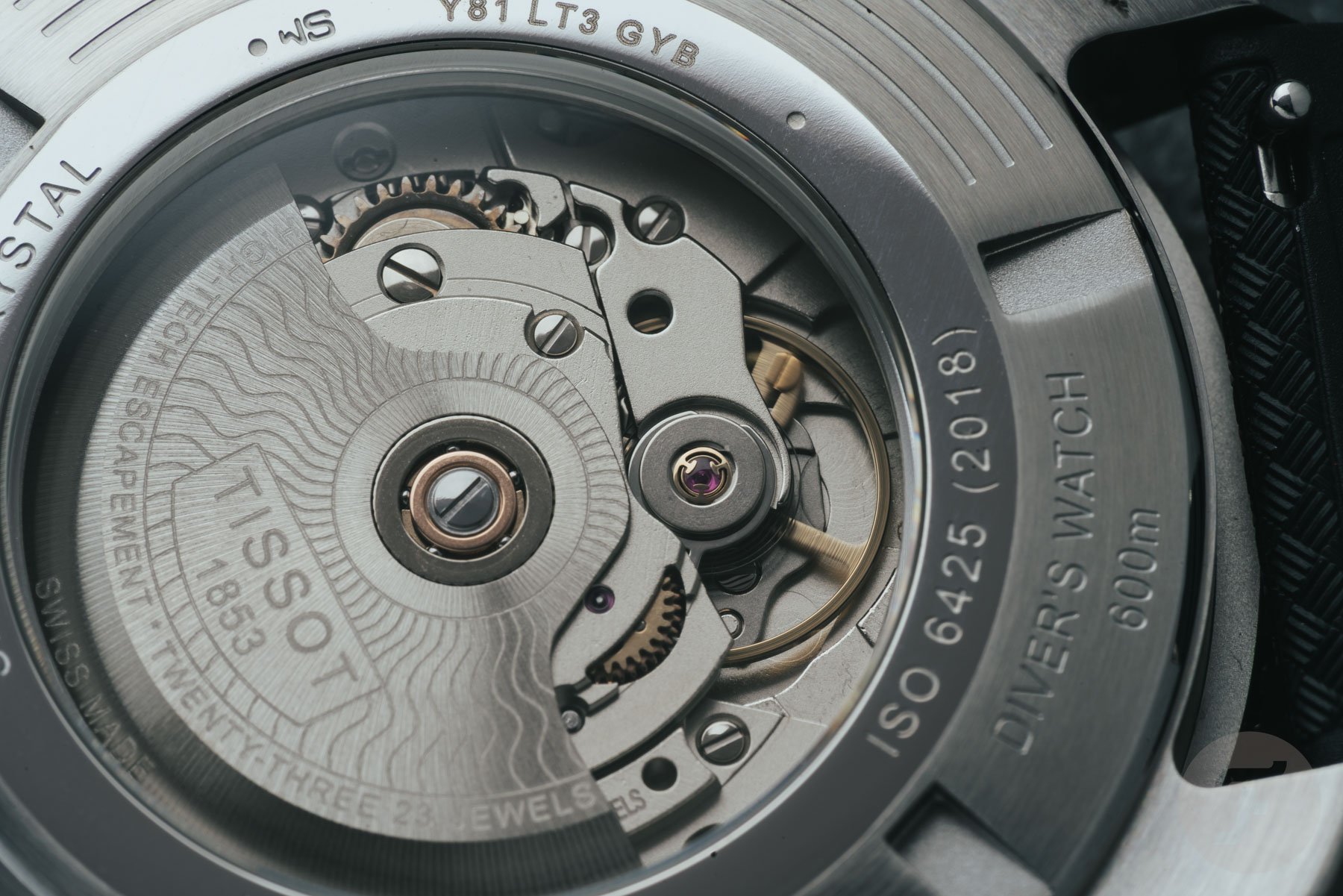 Case back of the Sized-Down Tissot Seastar 2000 Professional