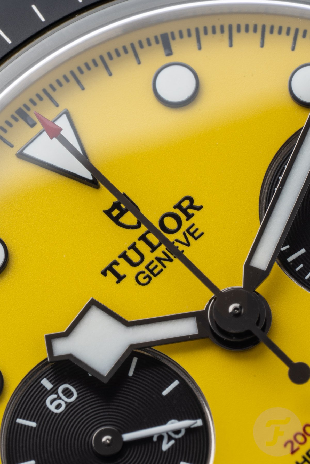 Tudor Black Bay Chrono 39 Bumblebee dial macro