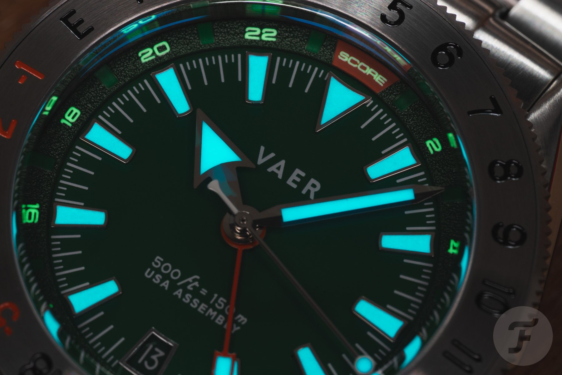 Vaer G2 Fairway GMT lume shot