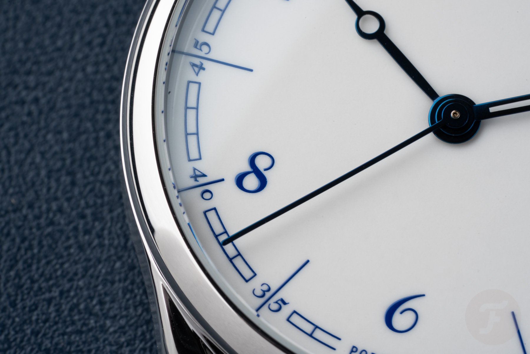 anOrdain Model 1 Porcelain × Kia Tasbihgou dial detail