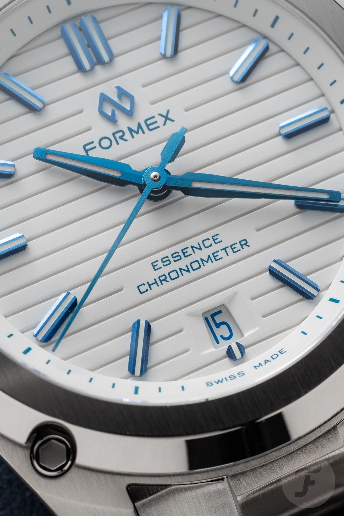 Dial close-up of the updated Formex Essence Automatic COSC 39mm Alpine White