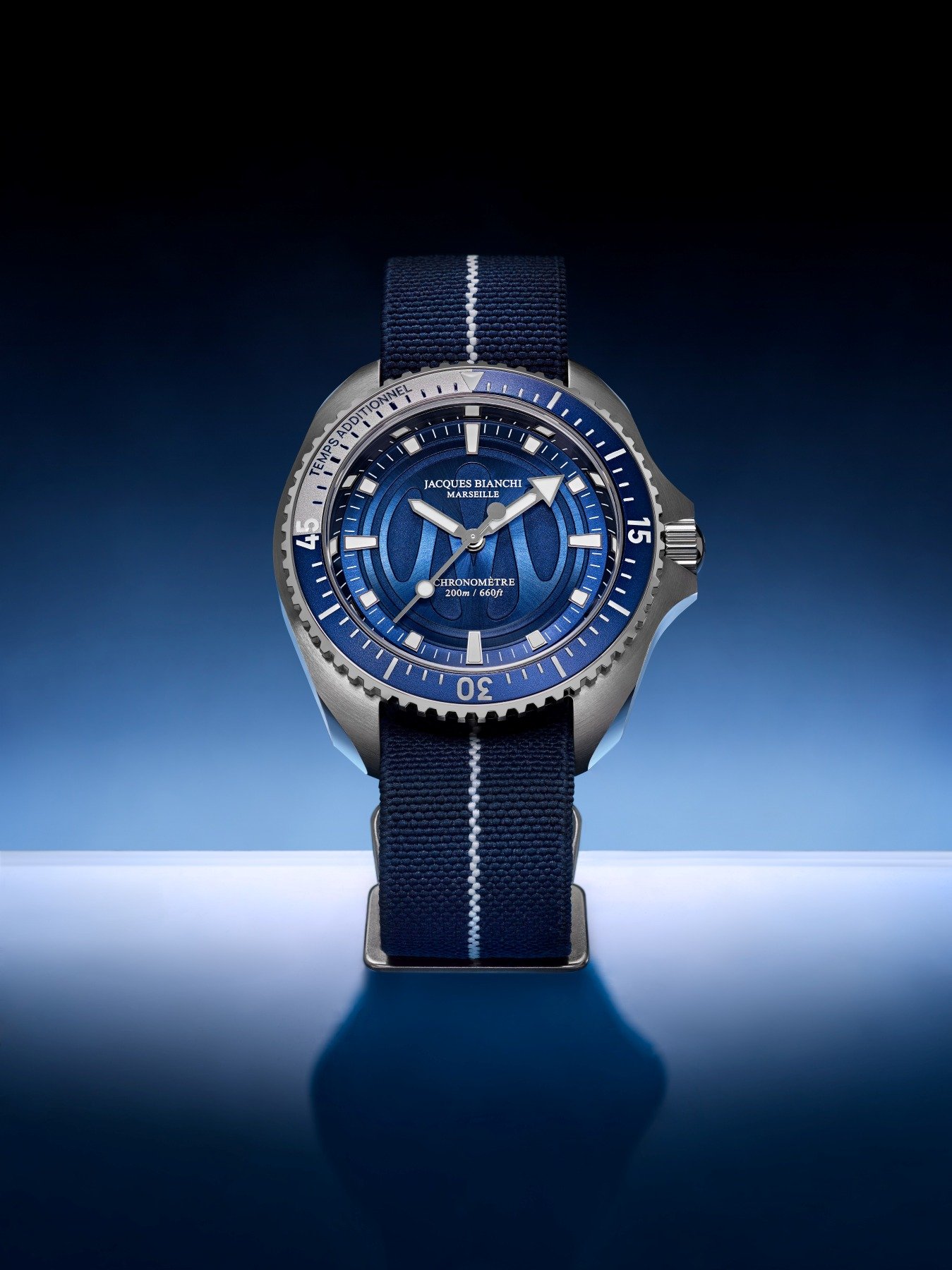 Frontal view of the Olympique de Marseille × Jacques Bianchi Marseille JB200 Chronometer