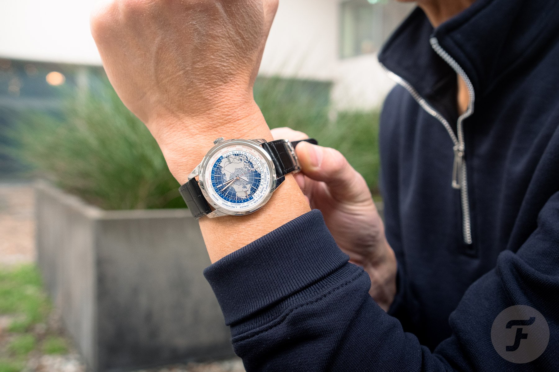 Wristshot of the Jaeger-LeCoultre Geophysic Universal Time