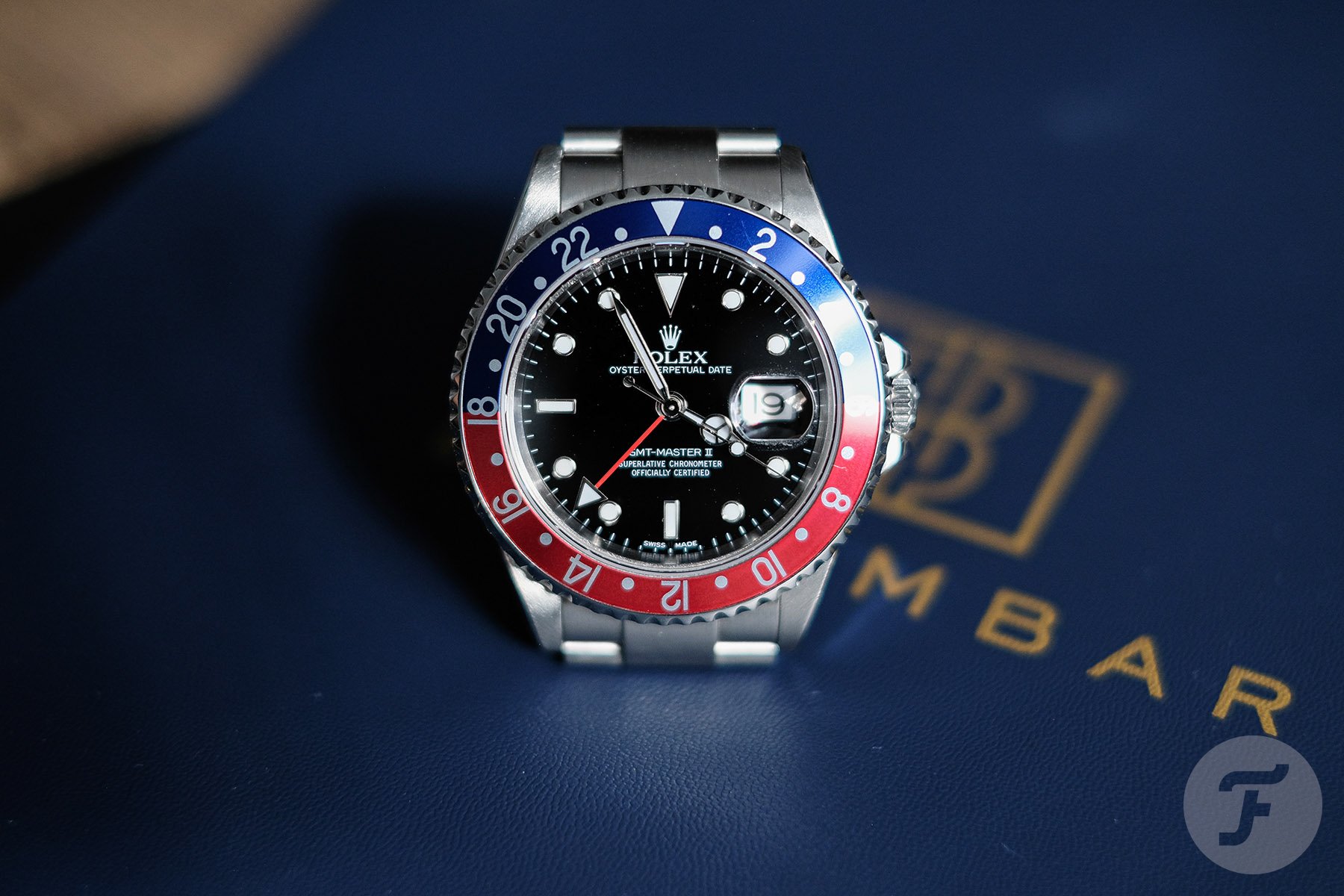 Rolex GMT-Master II 16710 propped up, head on