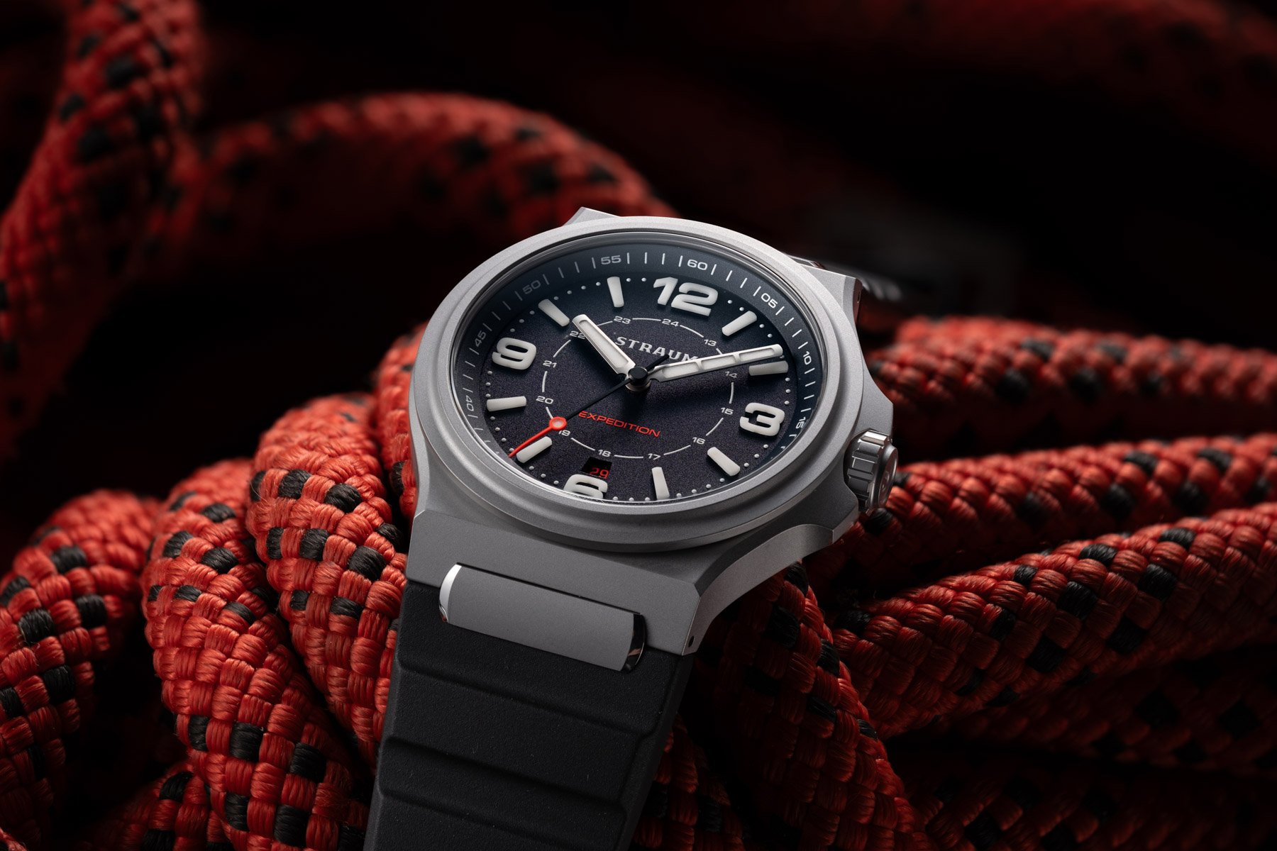 black-dial Straum Expedition on climbing rope