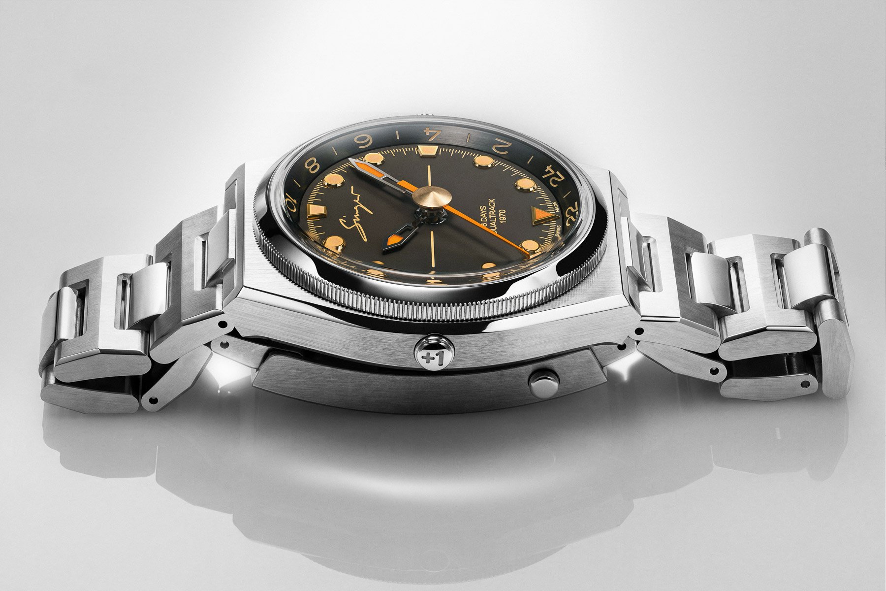 Singer Reimagined 1970 DualTrack Dark Espresso flat-lay, profile view