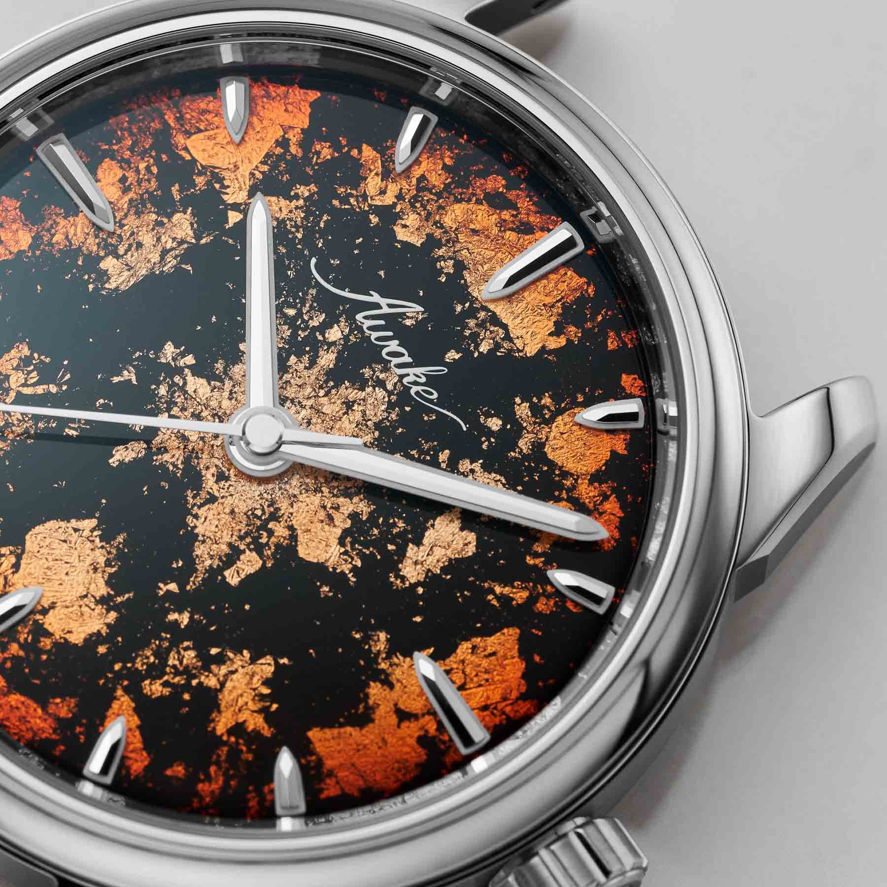 Awake Sơn Mài Frosted Leaf Storm dial macro