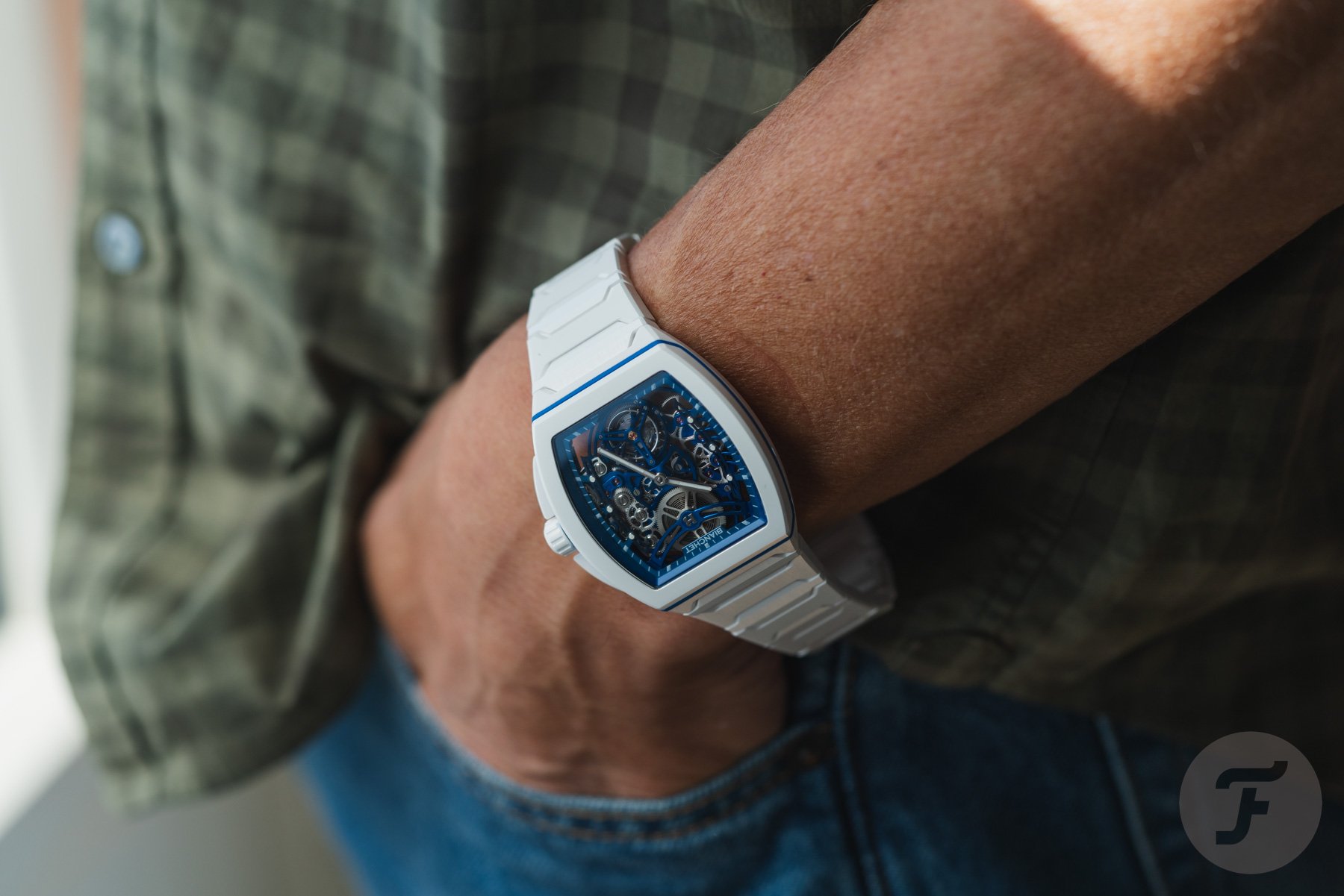 Bianchet Tonneau UltraFino Ceramic Skeleton White pocket shot