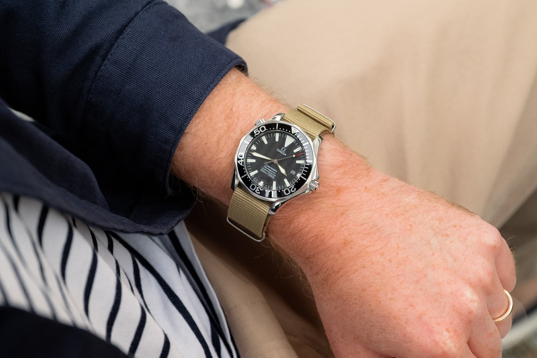 Omega Seamaster Professional 300M 2254.50.00 wrist shot
