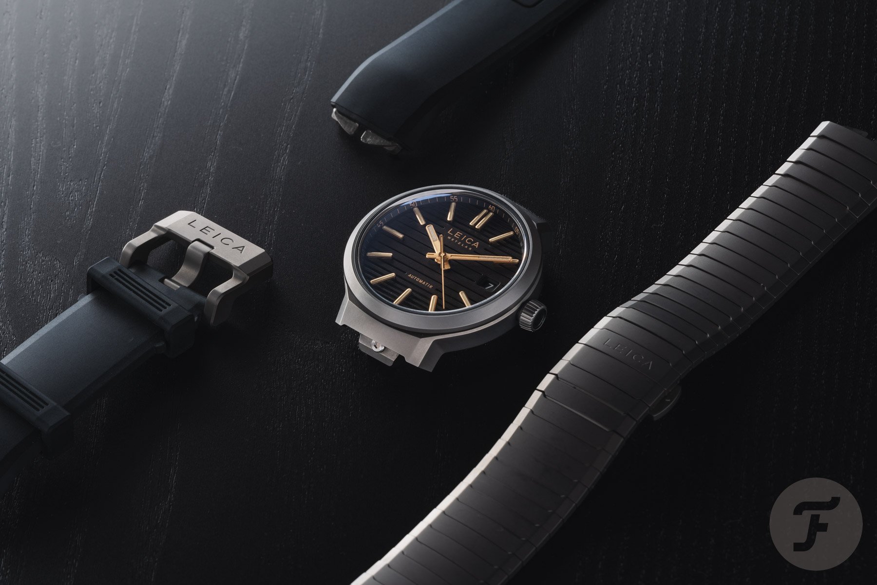 Leica ZM 11 Titanium Coffee Black