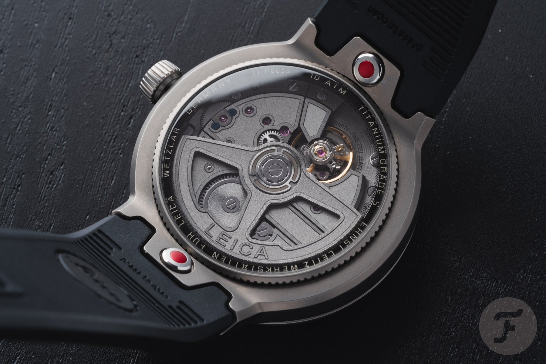 Leica ZM 11 Titanium Coffee Black case back and movement