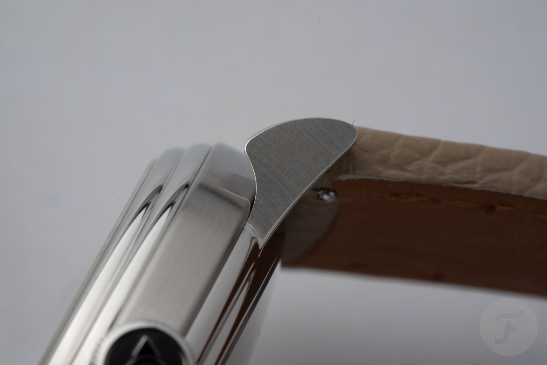 M.A.D.3: Vincent Calabrese lug detail