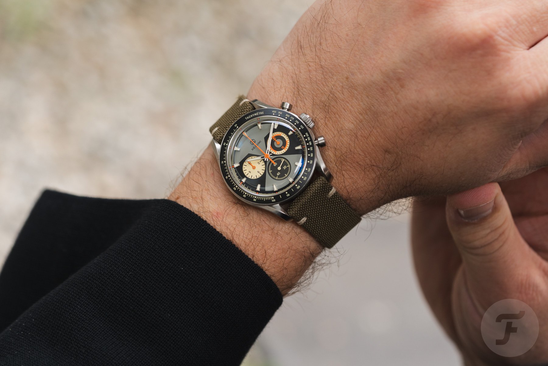 Nezume Voiture VM2.1102 wrist shot