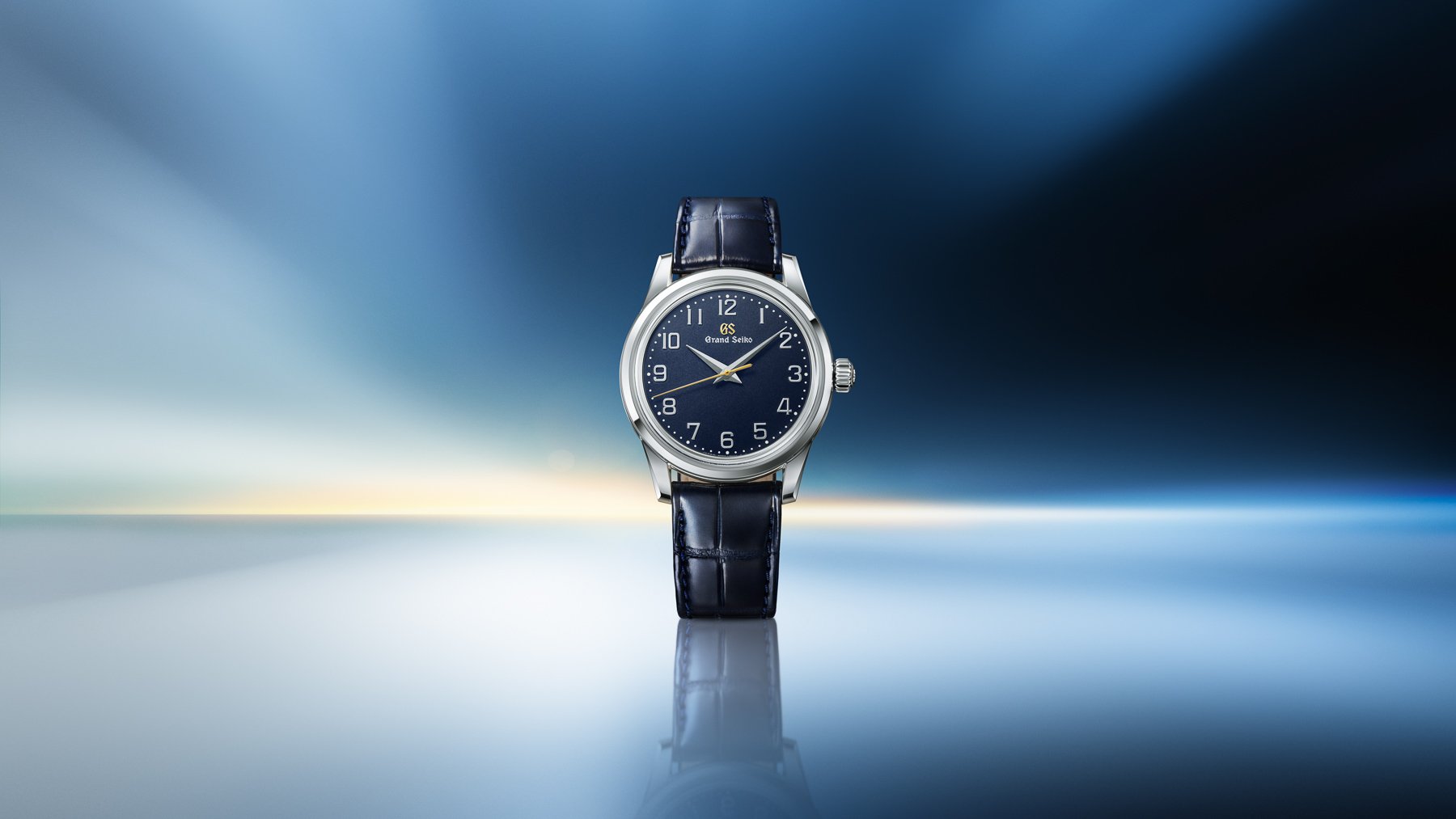 Photo: fratellowatches.com Grand Seiko Introduces SBGW325: A Limited-Edition Indigo Tribute