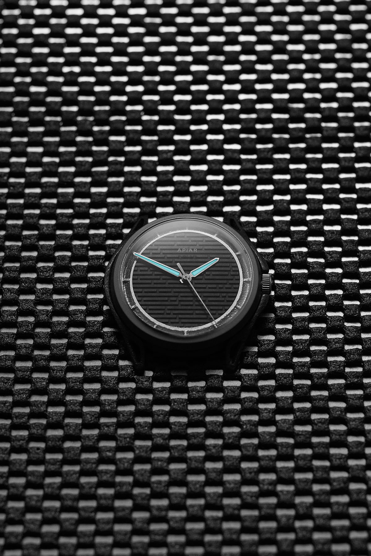 Apiar Carbon1.0 OG watch head, lume shot