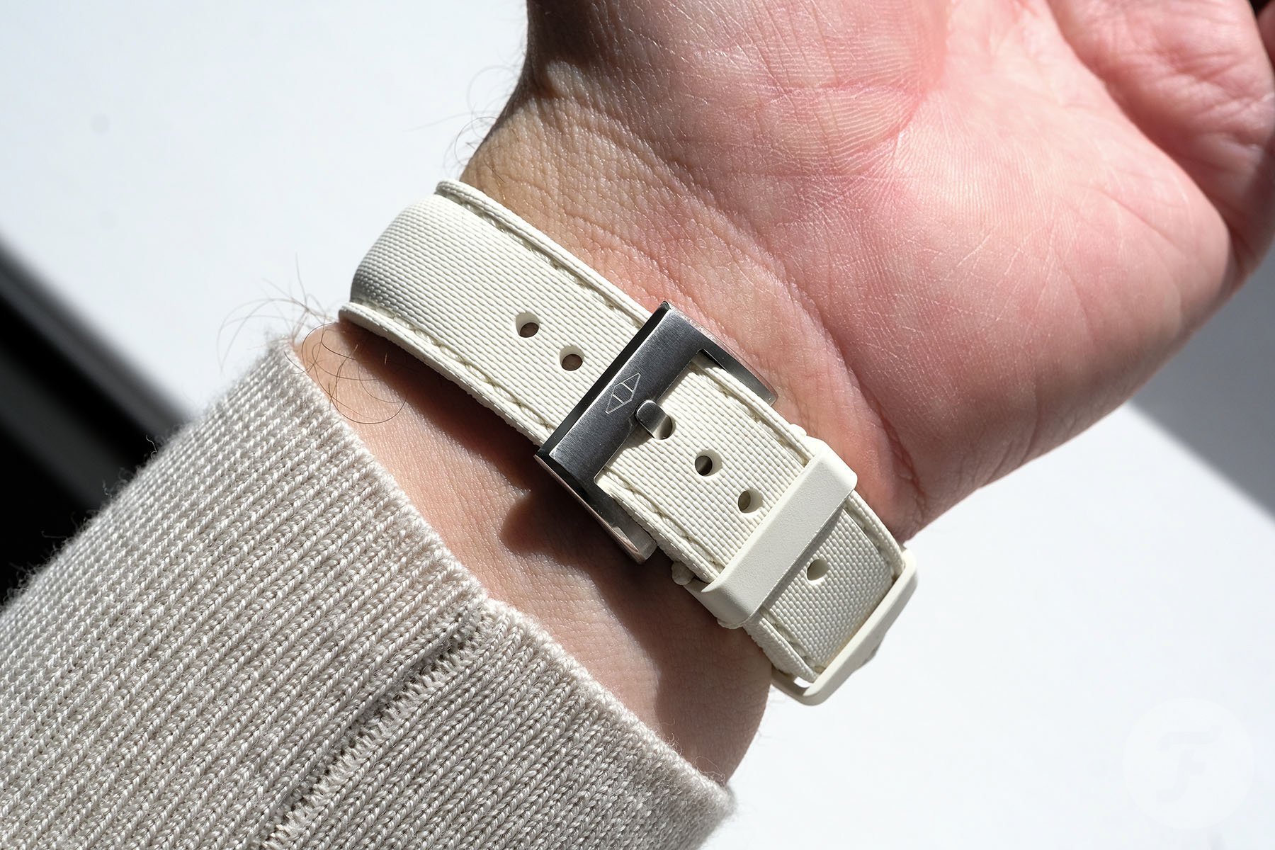 Artem Classic Hydroflex V2 Nova Light strap on wrist