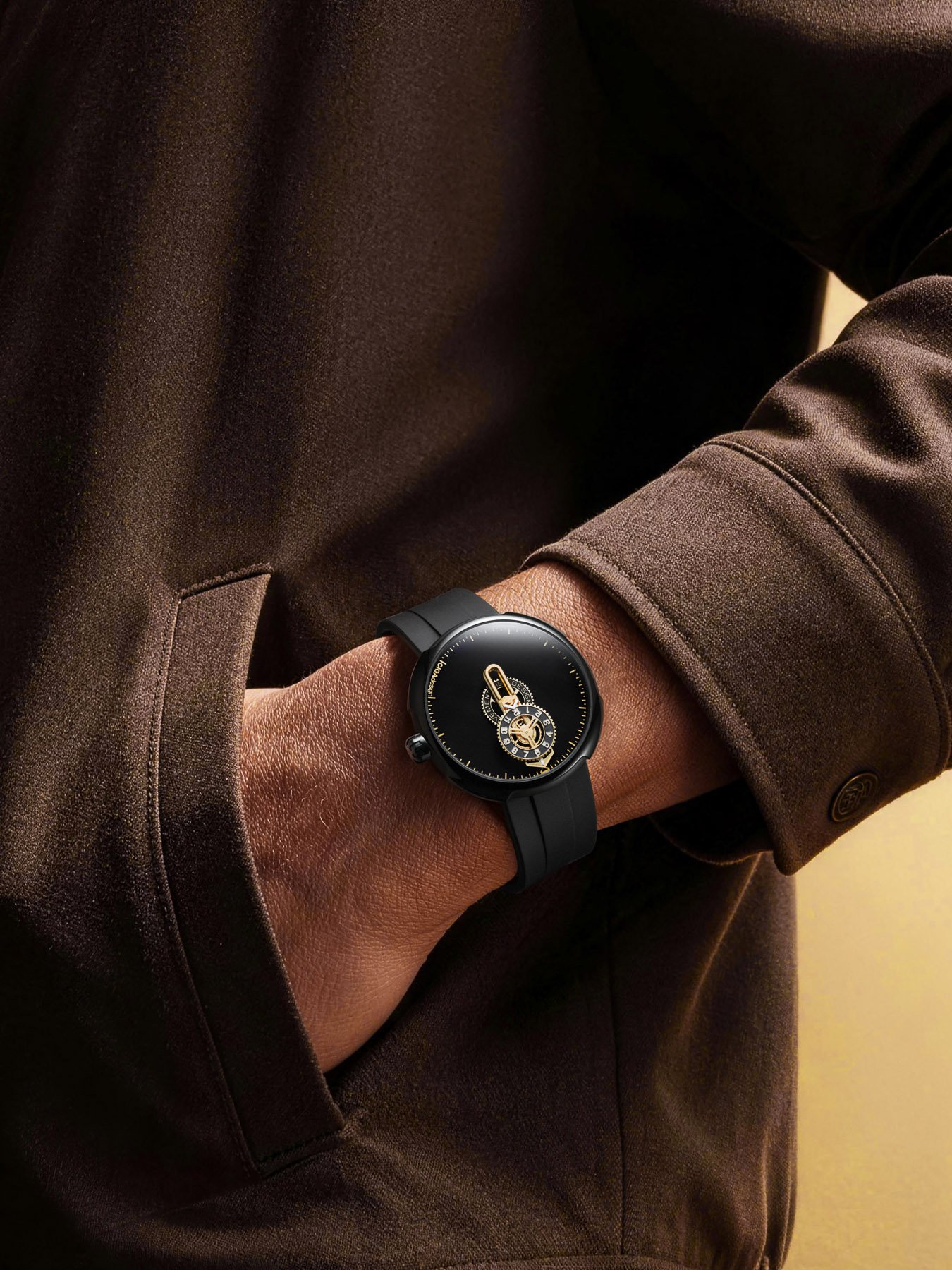 CIGA Design Time Cipher Gold pocket shot