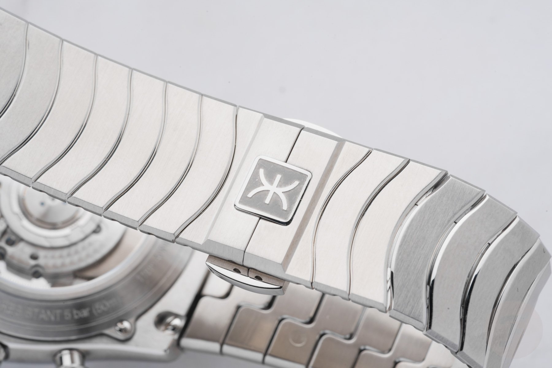 steel Ebel Sport Classic Chronograph LE bracelet, clasp closed