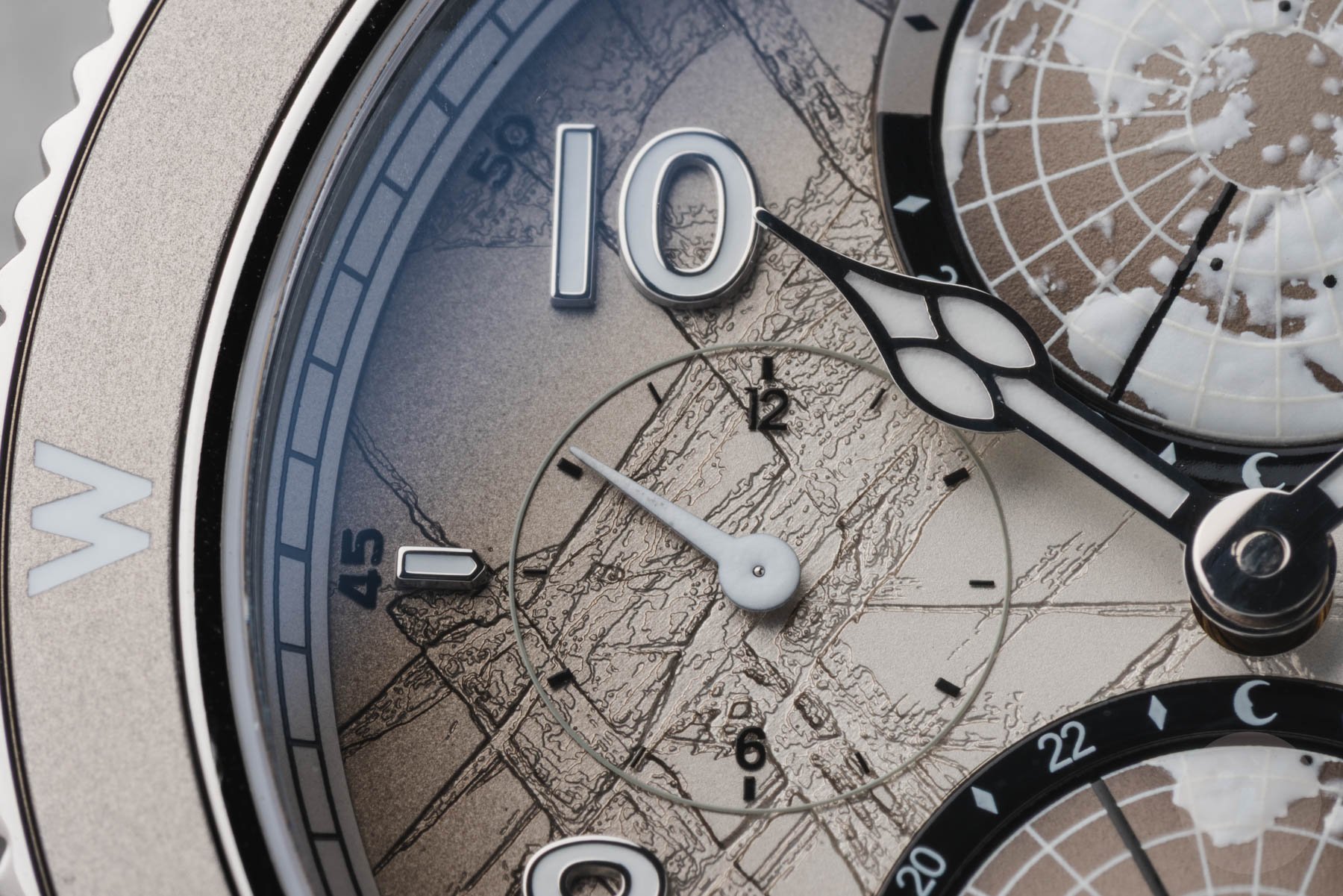 Dial of the Montblanc Geosphere 0 Oxygen Mount Elbrouz LE 829