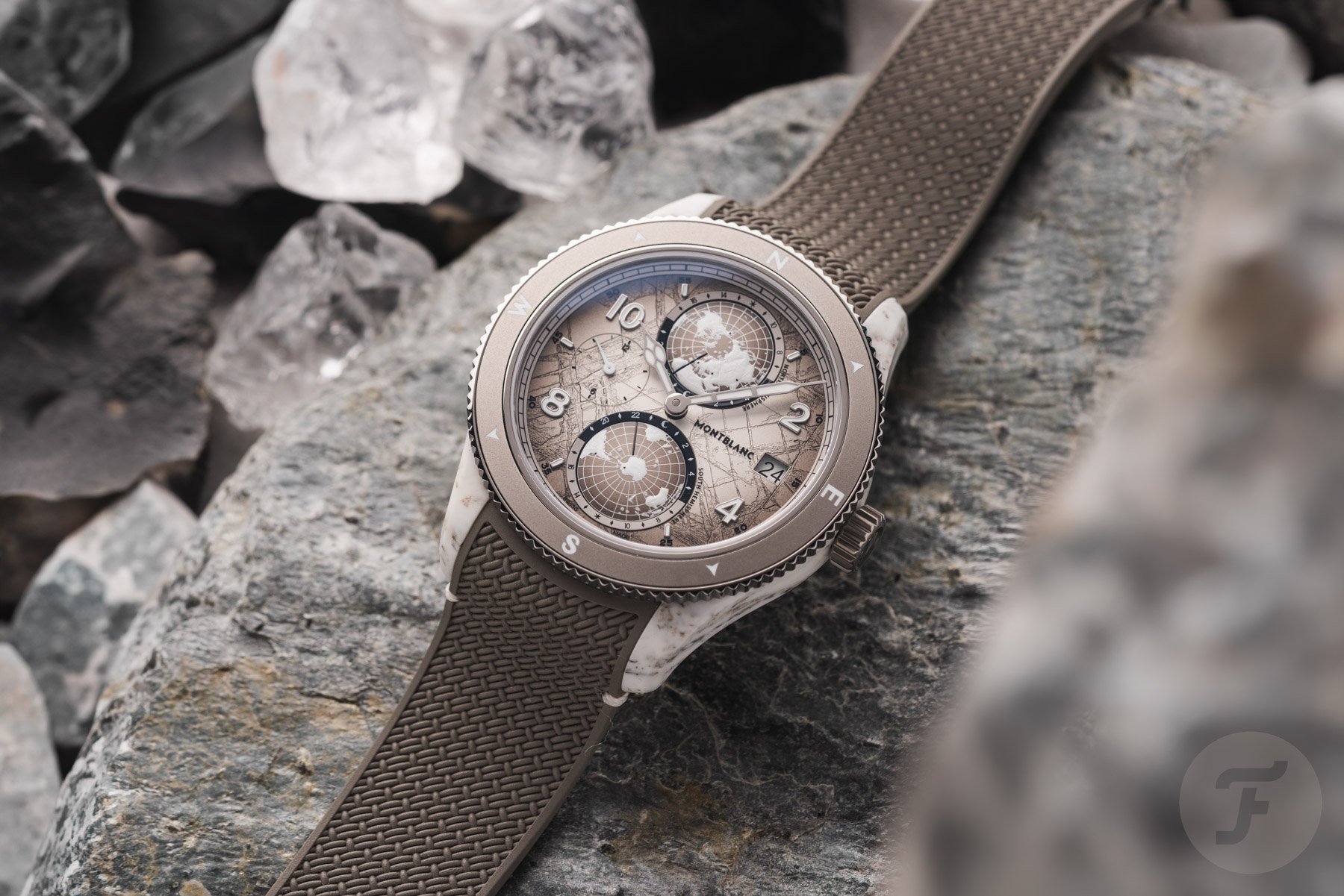 Frontal view of the Montblanc Geosphere 0 Oxygen Mount Elbrouz LE 829