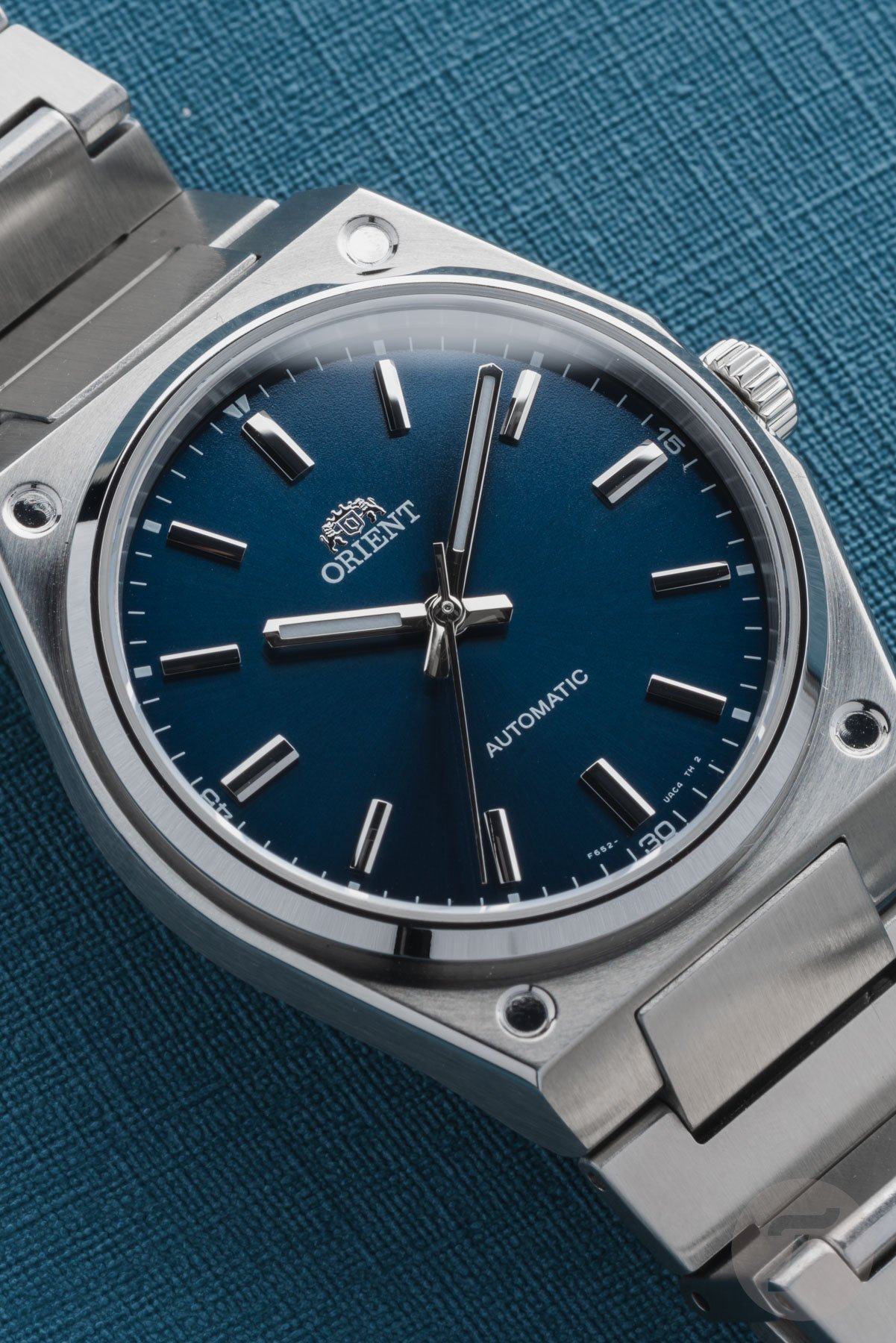 Orient Flusso RA-BB0203L dial up close