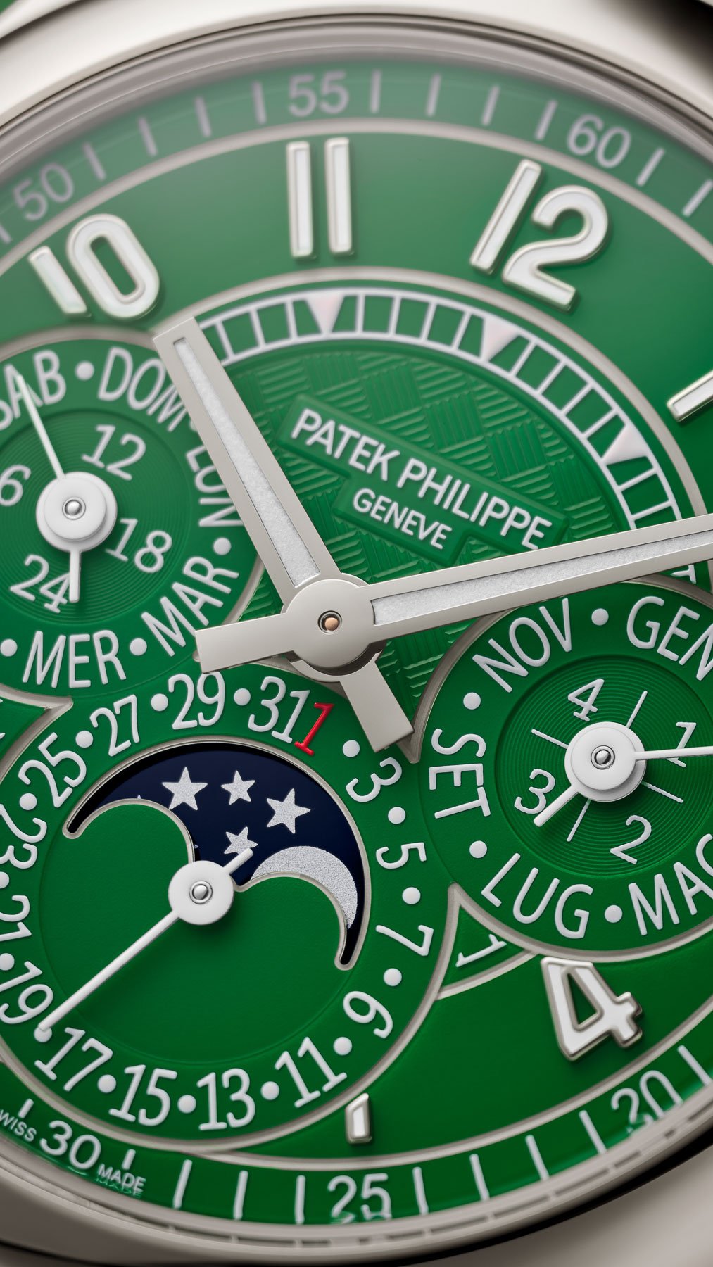 Patek Philippe Perpetual Calendar ref. 7147G-010 dial macro