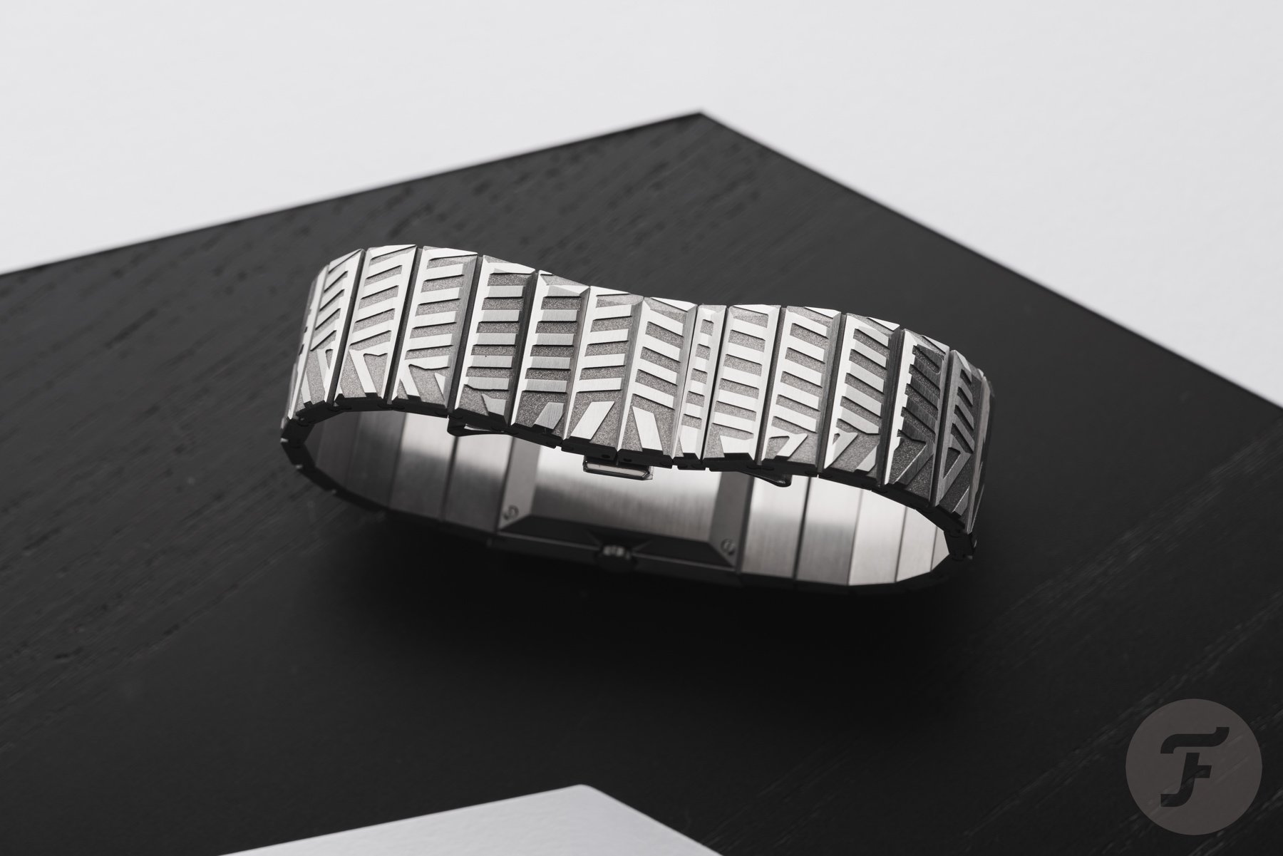 Toledano & Chan B/1 Dazzle bracelet, clasp closed