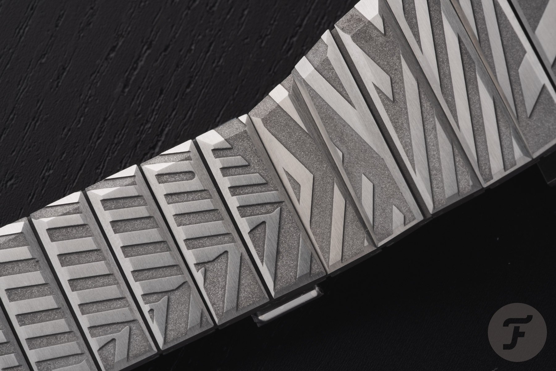 Toledano & Chan B/1 Dazzle bracelet