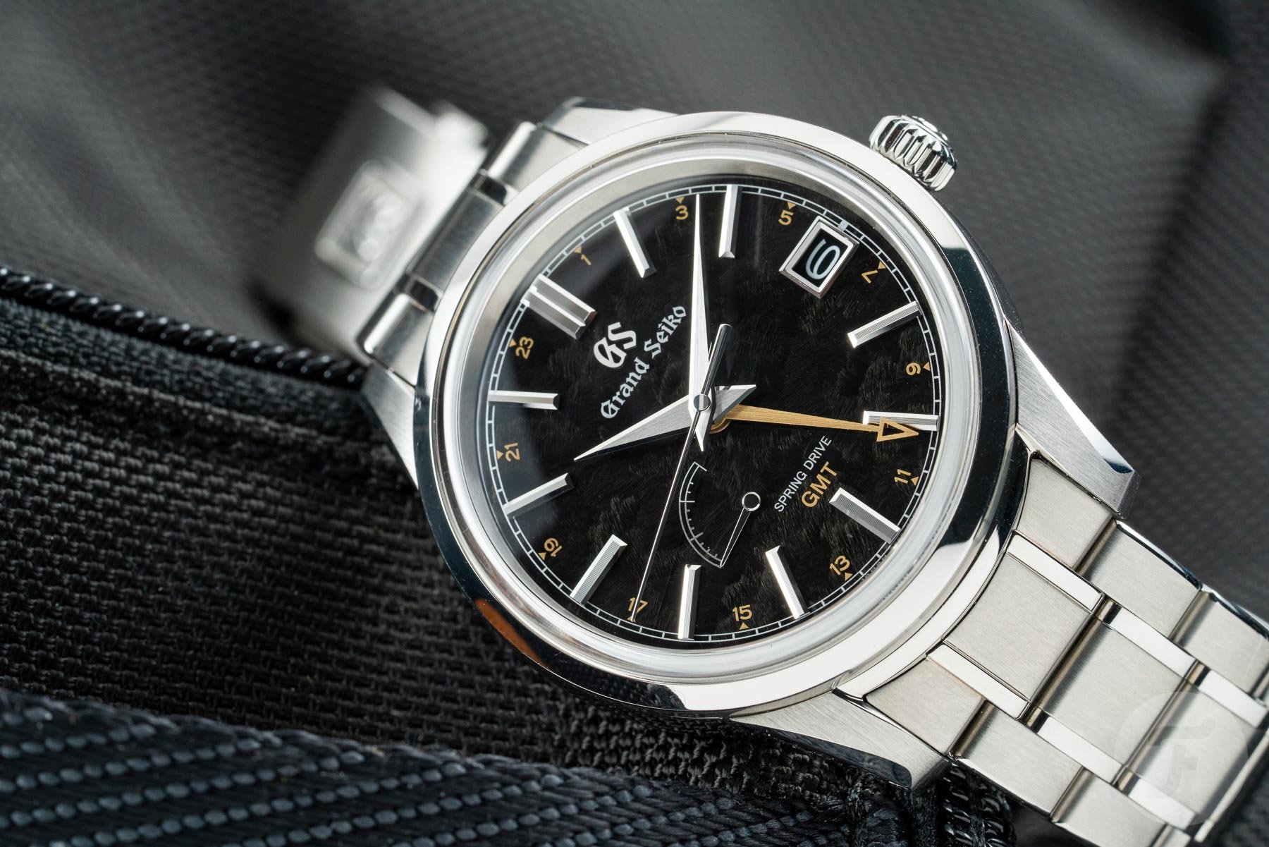 The Grand Seiko SBGE269 And SBGE271 GMT Watches Are An Unexpected  Revelation...