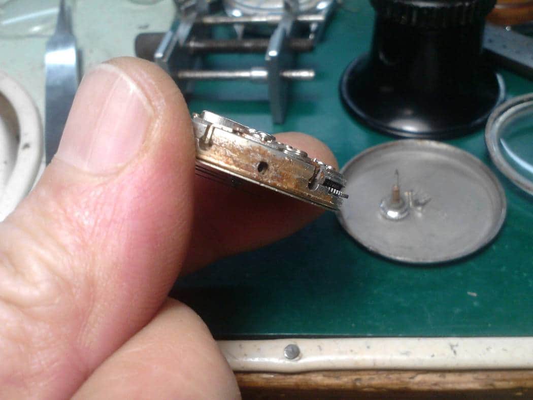 Gallet Multichron 45 during service - a lot of rust