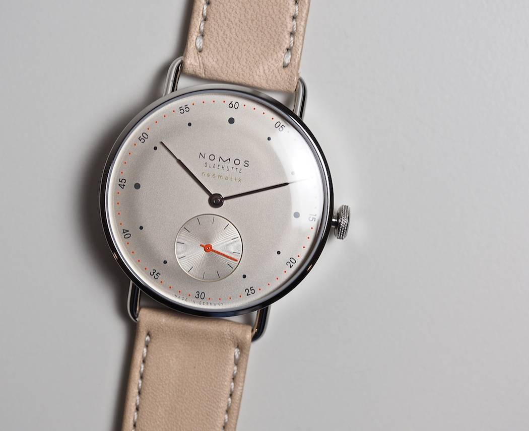 The champagne dial version of the Nomos Neomatik Metro