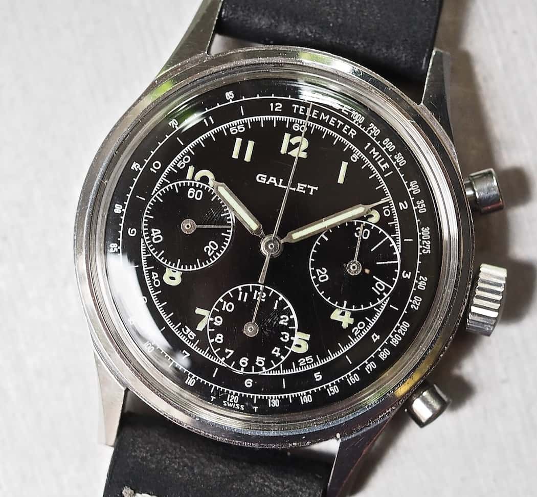 On the V72 version of the Gallet Multichron 12, the sub registers slightly overhang the minutes scale