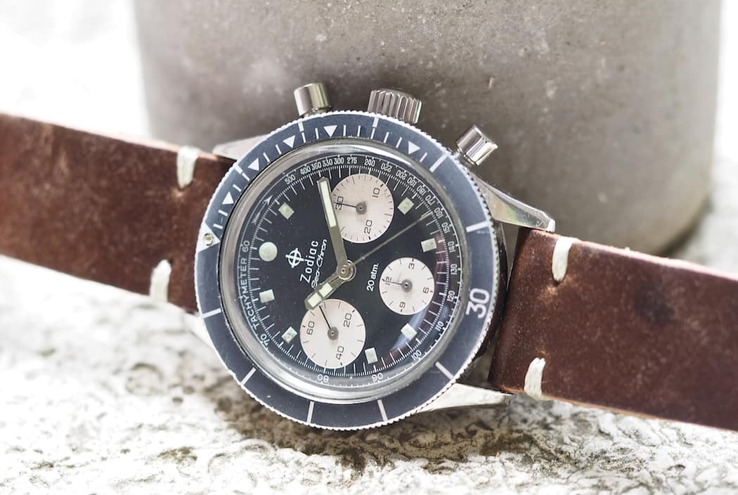Gently chamfered lugs and a case size of roughly 39mm are found on the Zodiac Sea-Chron