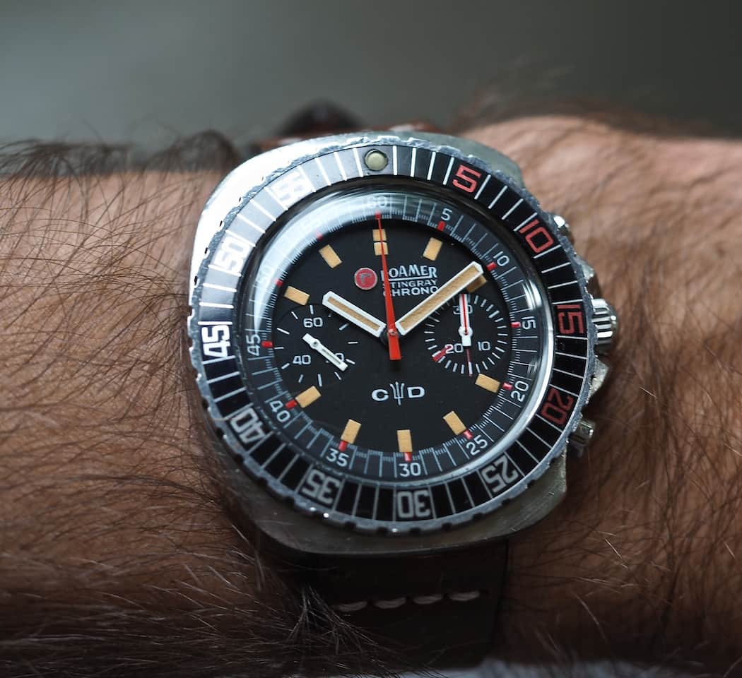 At 42mm but with no lugs, the Roamer Stingray Chrono Diver fits all wrists