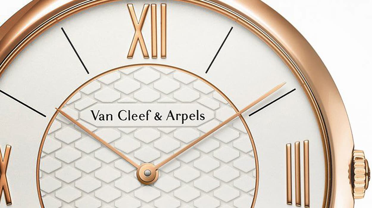 Dial detail