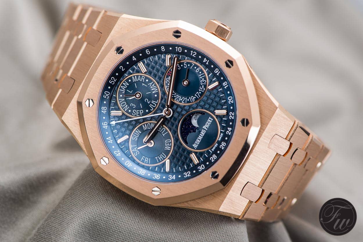 Audemars Piguet Royal Oak Chronograph Watch In Steel Hands-On